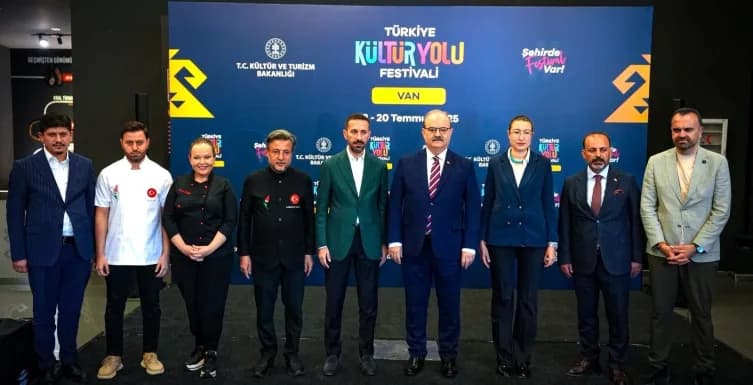 Van Kültür Yolu Festivali 163 etkinlikle ziyaretçilerine kapılarını açtı