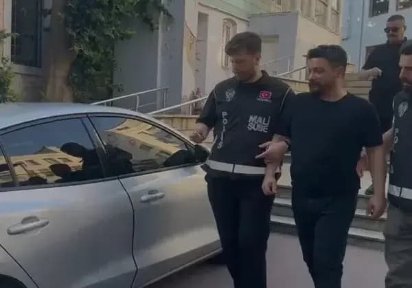 Babala TV Hesabına Gelen Yurt Dışı Kaynaklı Döviz Oğuzhan Uğur'u Gözaltına Aldırdı