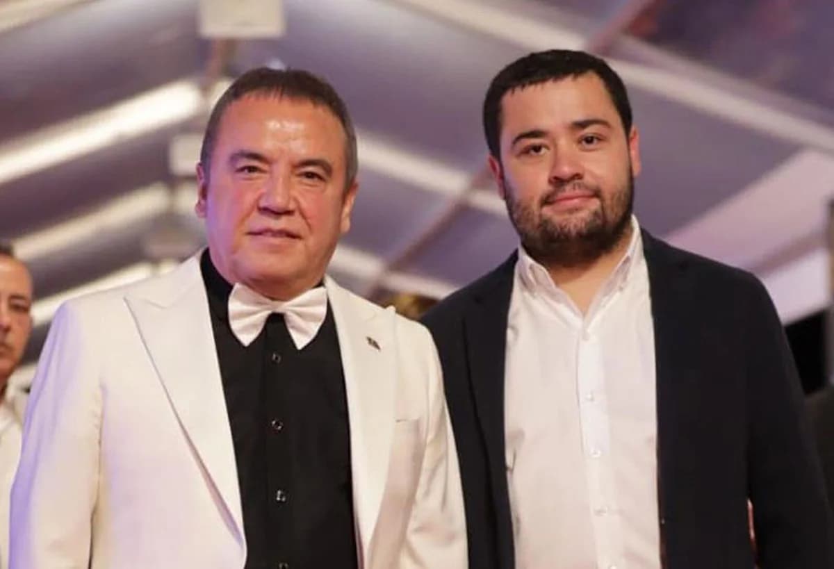 Muhittin Böcek Soruşturmasında Şok İddialar: Oğlu Gökhan Böcek’ten 1 Milyon Euro Rüşvet Talebi ve Babasından ‘Gereğini Yap’ Talimatı