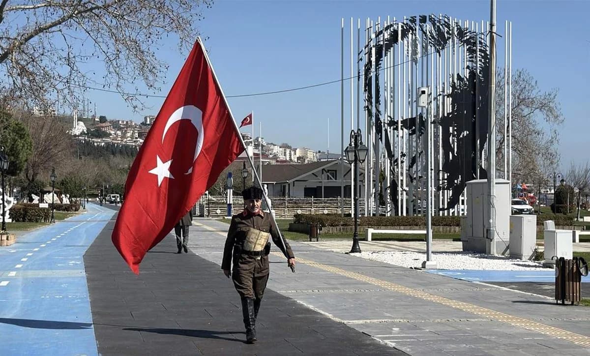 Saffet Gümüş, 8 Yıldır İstanbul’dan Çanakkale’ye Yürüyüş Yapıyor