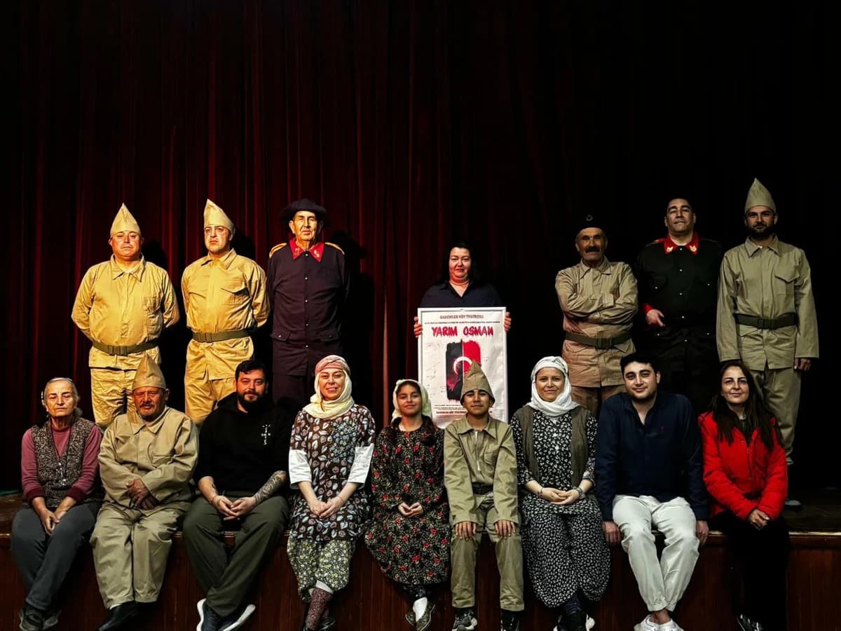 Bademler Köy Tiyatrosu’ndan 93 Yıl sonra Yeniden ‘Yarım Osman’ Gösterimi