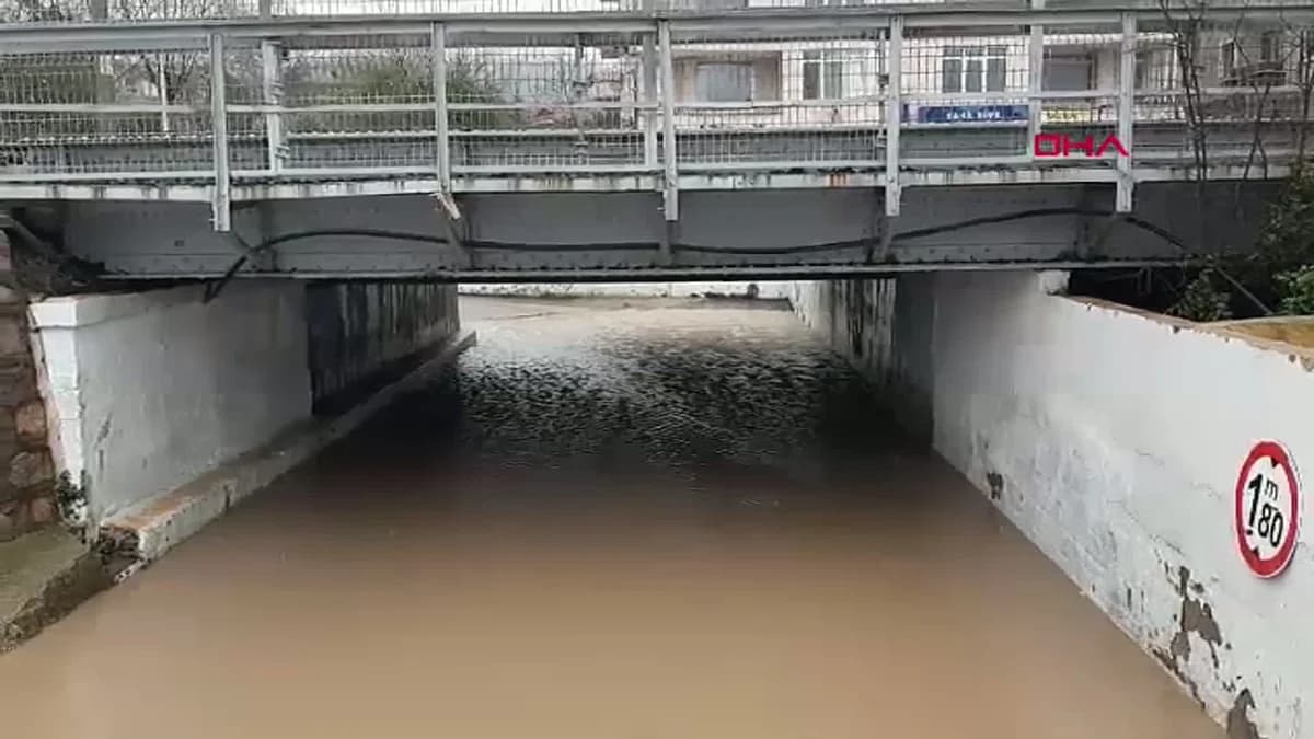 Kocaeli’de Yağmur Alarmı: Alt Geçit Suyla Dolu
