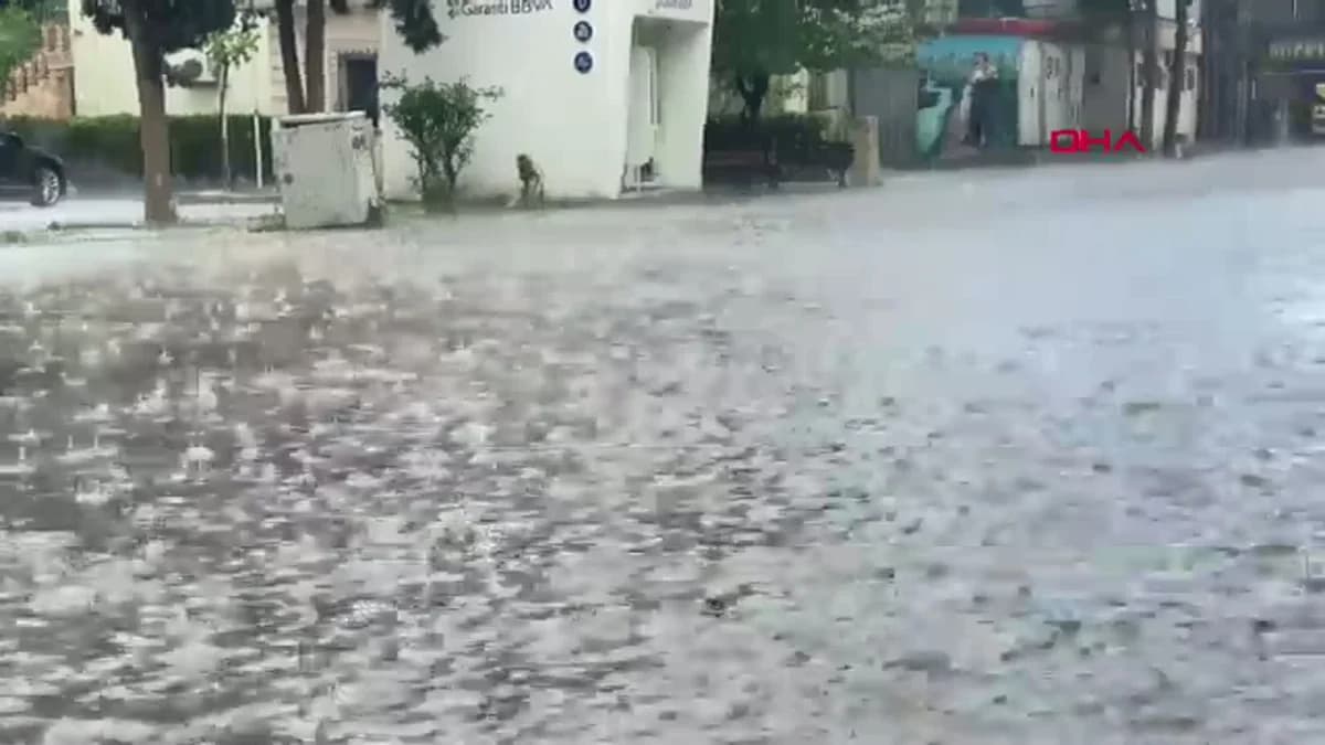 Kızıltepe’de Sağanak Yağış Hayatı Olumsuz Etkiledi