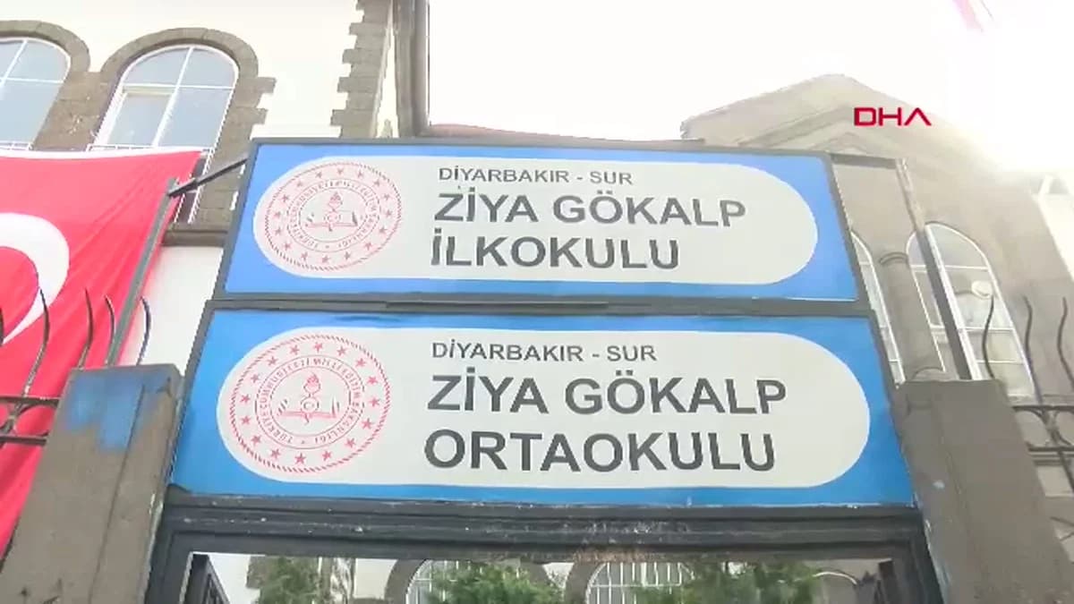 Diyarbakır’daki 112 Yaşındaki Ziya Gökalp İlkokulu Restore Ediliyor