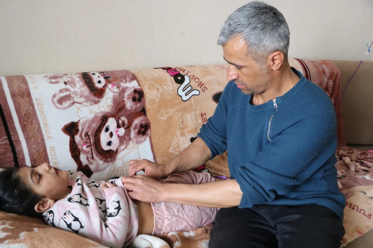 Biri Engelli 4 Çocuk Sahibi Babadan İlham Verici Mücadele