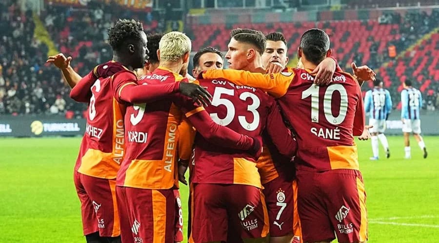 Galatasaray’dan Trabzonspor’a Süper Kupa’da tarihi fark: 4-1