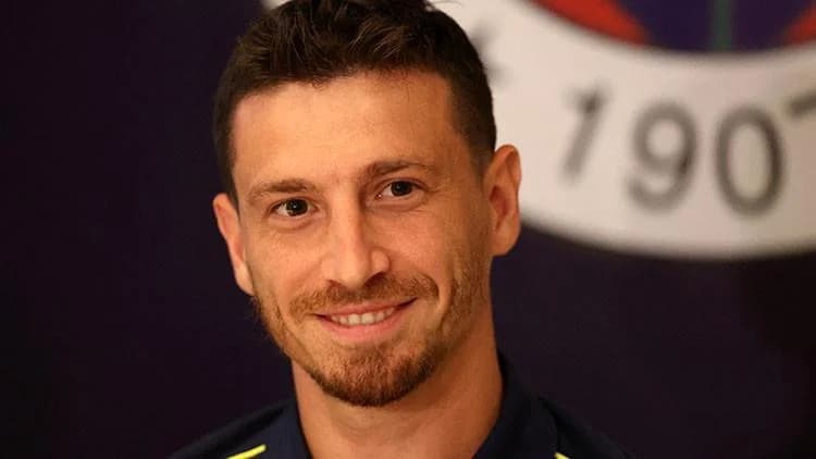 Fenerbahçe’nin kaptanı belli oldu: Mert Hakan Yandaşa tam yetki