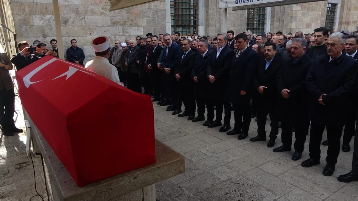 MHP Genel Sekreteri Büyükataman’ın Kayınpederi Son Yolculuğuna Uğurlandı