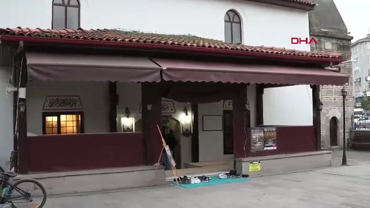 Samsun’da 60 Öğrenci Camide İftar Buluşması Gerçekleşti