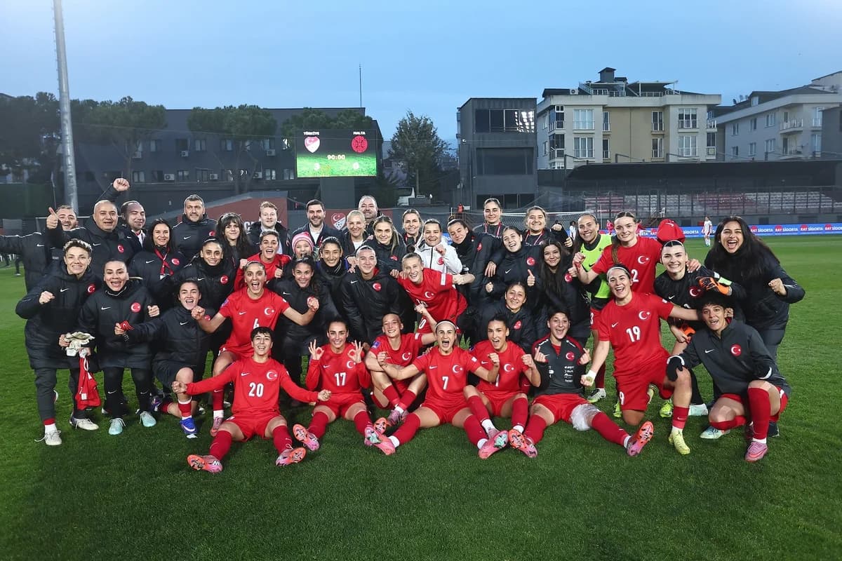 A Milli Kadın Futbol Takımı Malta’yı 3-0 Geçerek Çeyrek Finale Açık Kapı Araladı