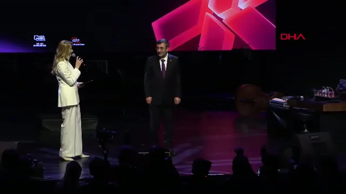 Cevdet Yılmaz’dan Kritik Açıklamalar: İstikrar, Gelişimin Anahtarı!