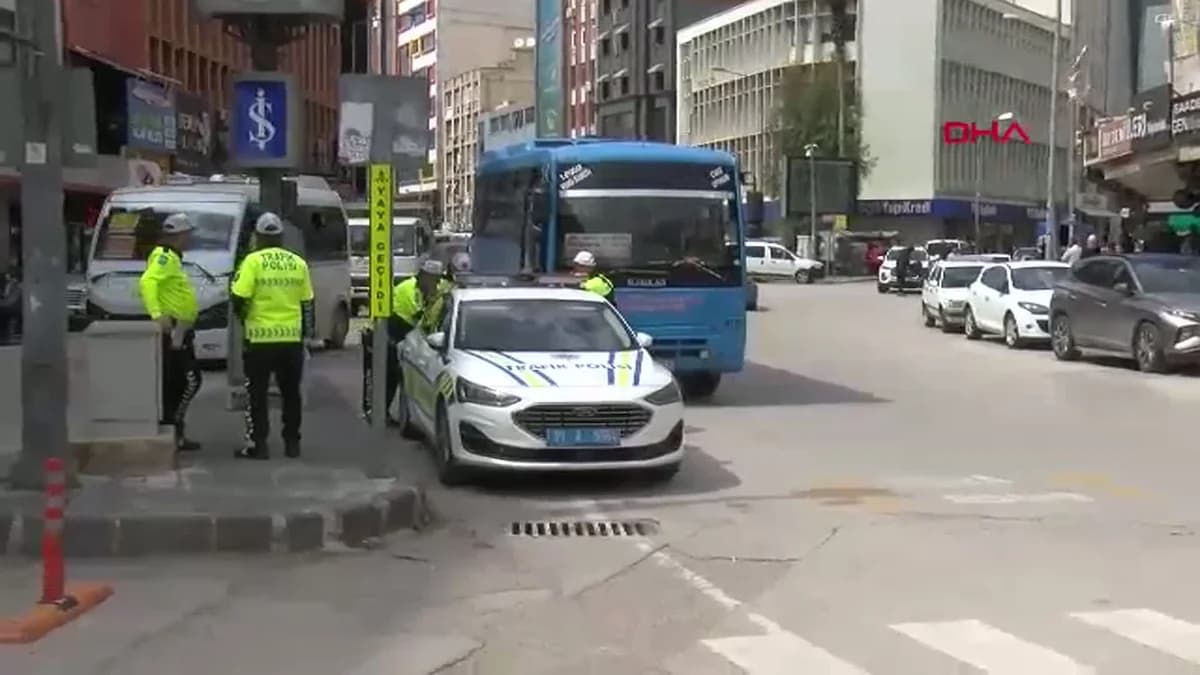 Adana’da Gereksiz Korna Kullanımına Ceza: Gazetecilere Hakaret Etti