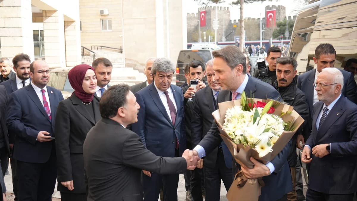 Bakan Bayraktar: Karadeniz’den 16-17 milyon haneye doğal gaz sağlayacağız