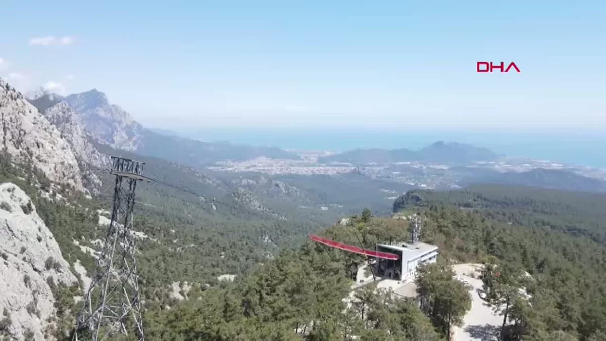 Türkiye’nin En Büyük Teleferiğinde Zirveye Taşıyan Bakım Operasyonu