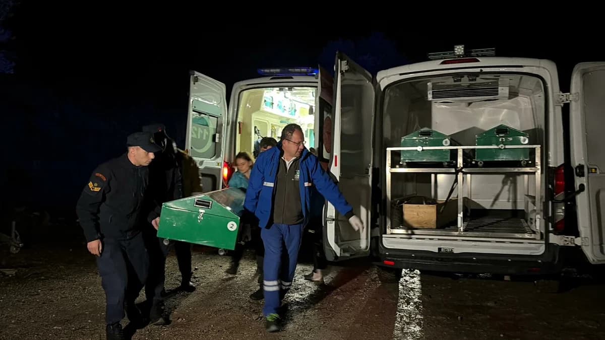 Fethiye’de Tekne Faciası: 6 Kişi Kurtarıldı, 1 Kişi Hayatını Kaybetti