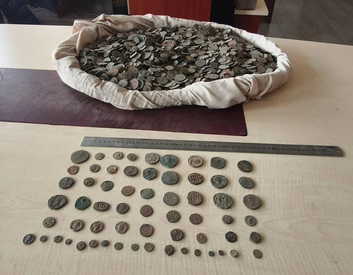 Sancaktepe’de Tarihi Eser Kaçakçılığına Dev Operasyon: 8.582 Parça Eser Ele Geçirildi
