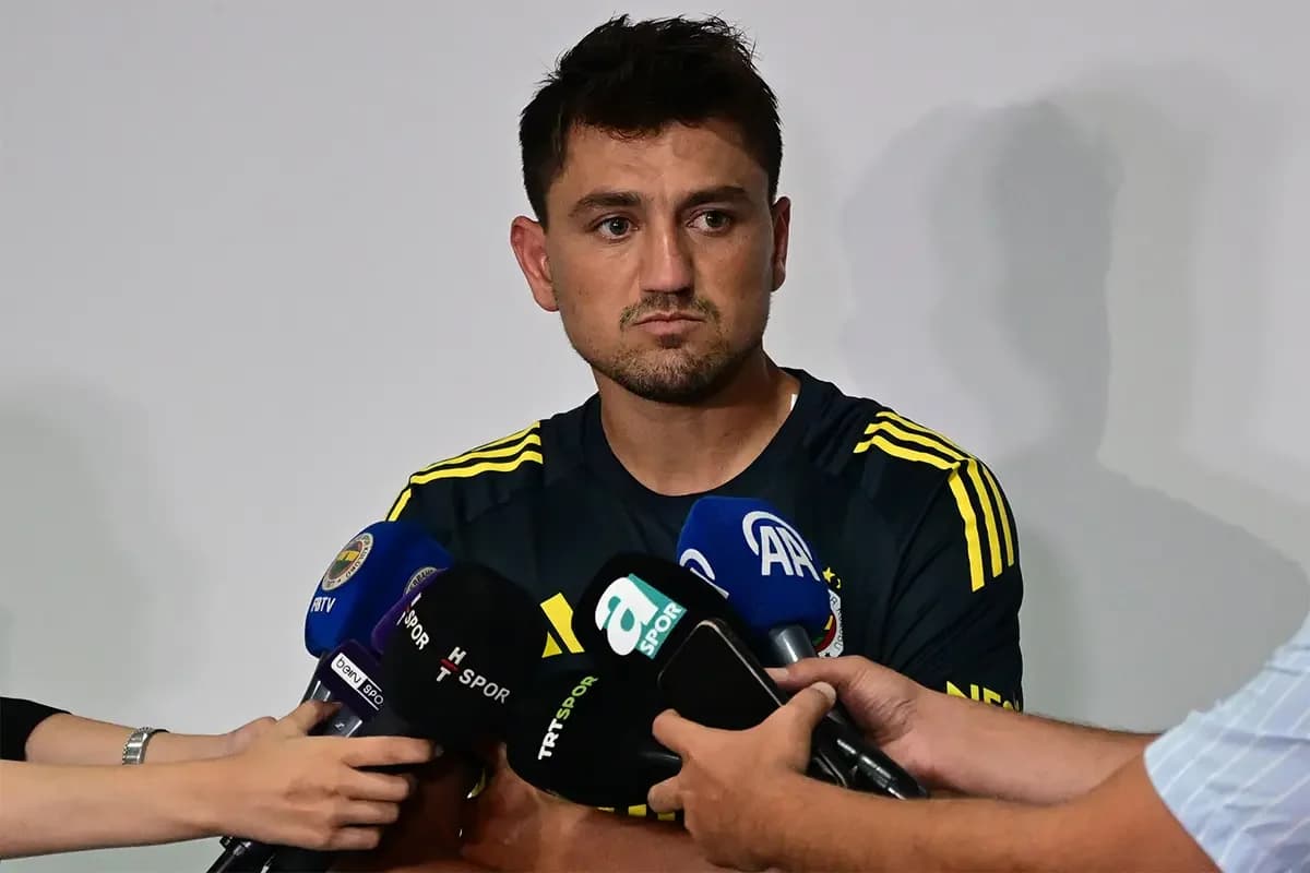 Fenerbahçe’de Mourinho’dan Sürpriz Kararlar: Cengiz ve Diego Sahada mı?