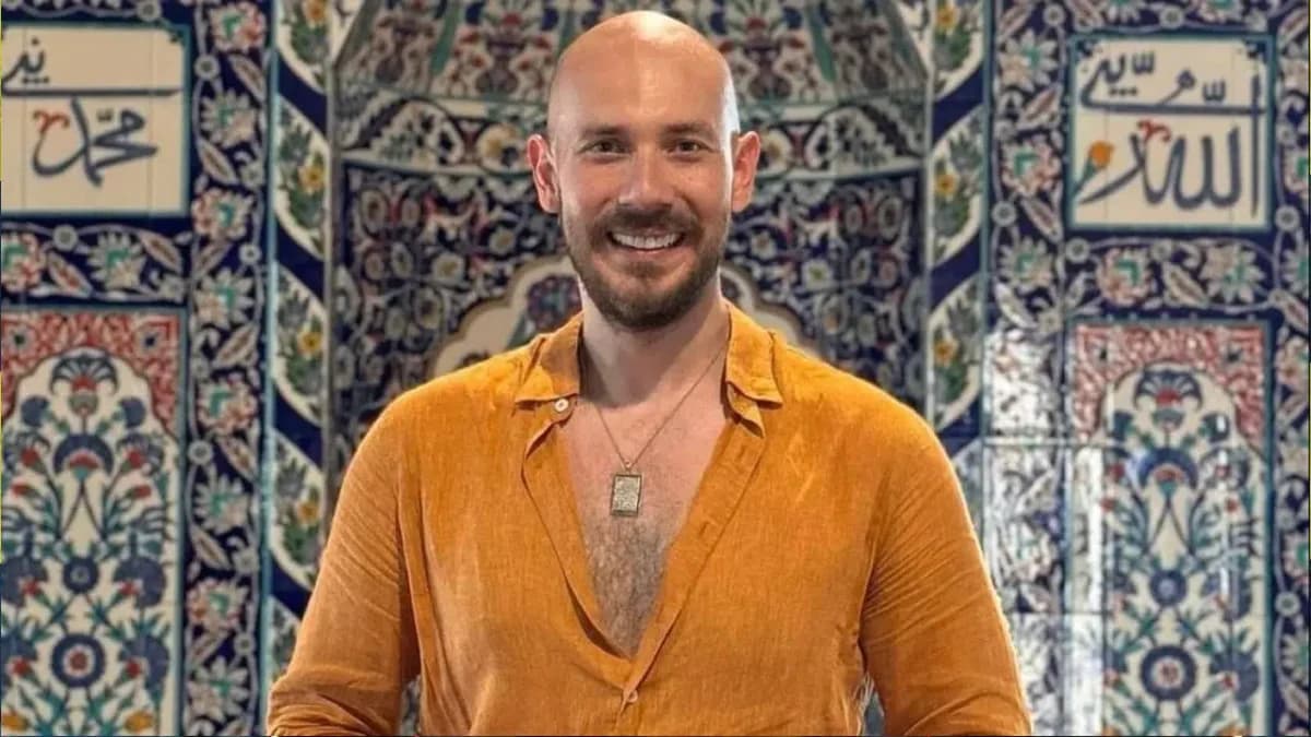 Cem Özkök Kimdir? Foşur Foşur Fenomeninin Hayatı ve Kariyeri