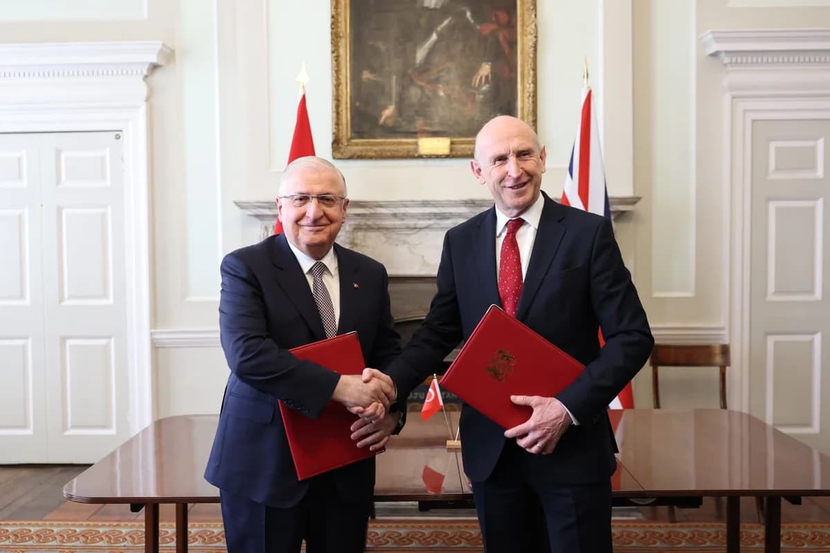 Bakan Güler ve Healey, Savunma İşbirliğini Güçlendirdi