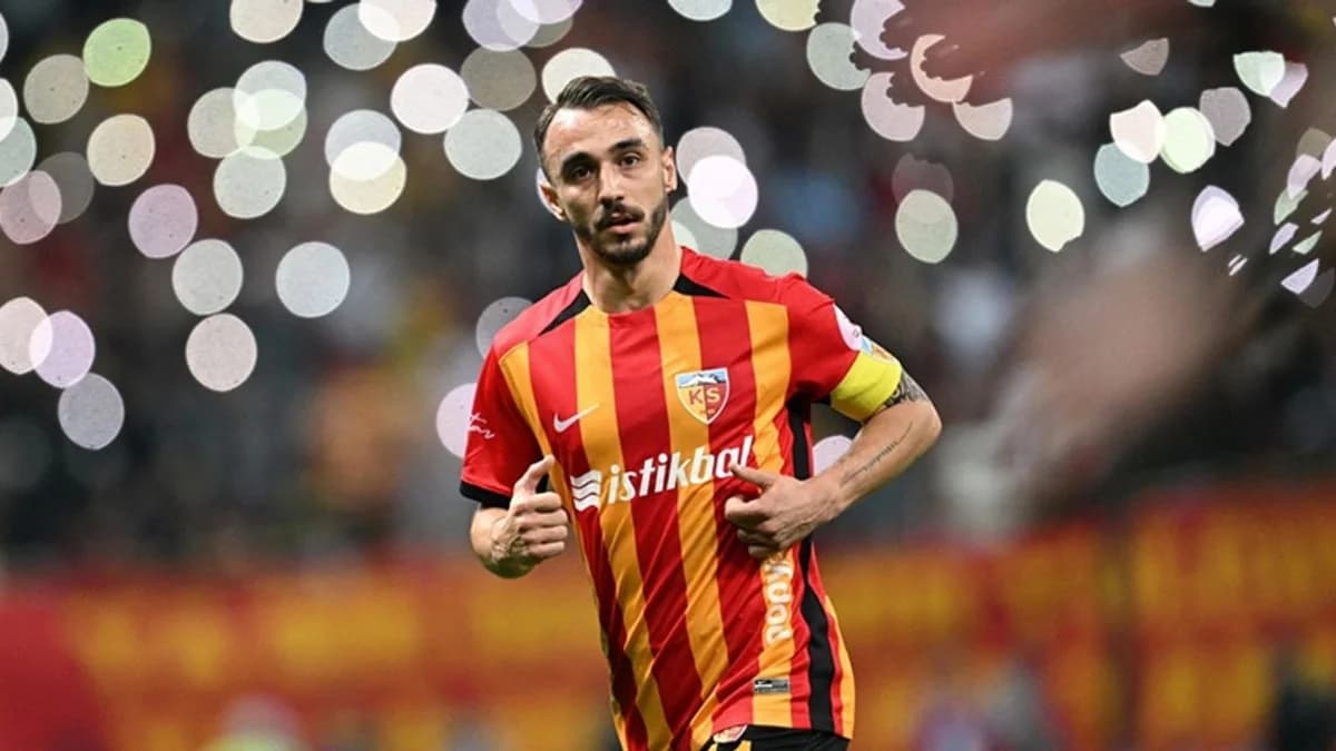 Beşiktaş Gökhan Sazdağı’nı kadrosuna kattı!