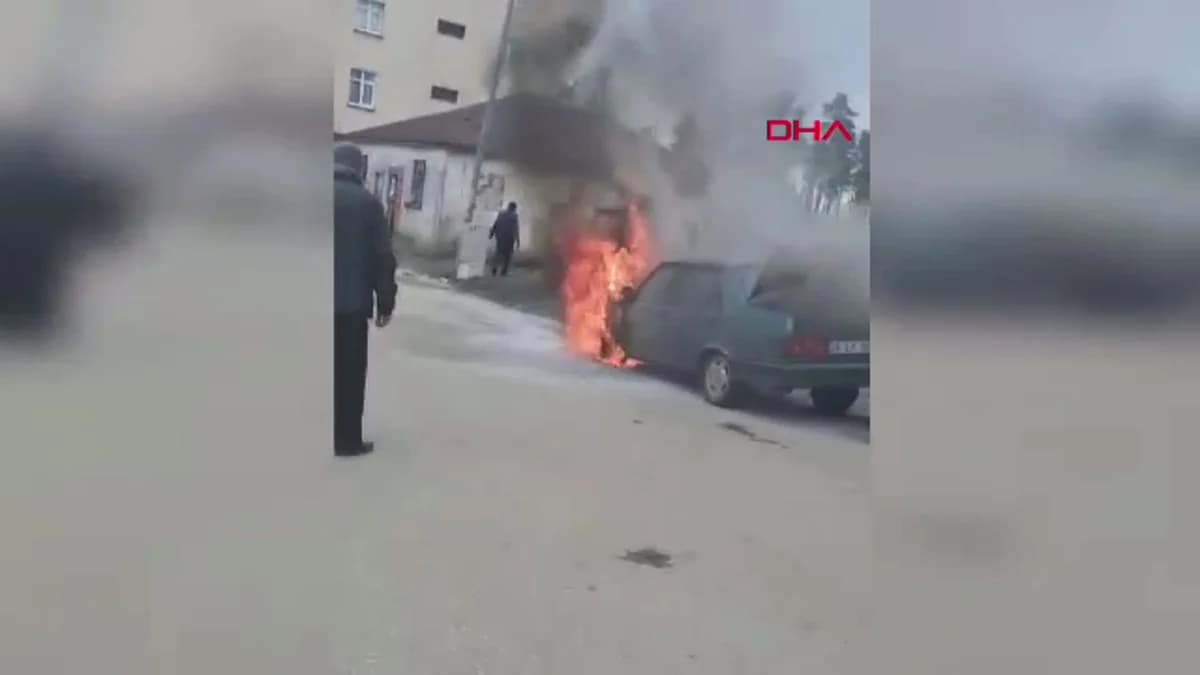 Ordu’da Park Halindeki Araçta Yangın Çıktı