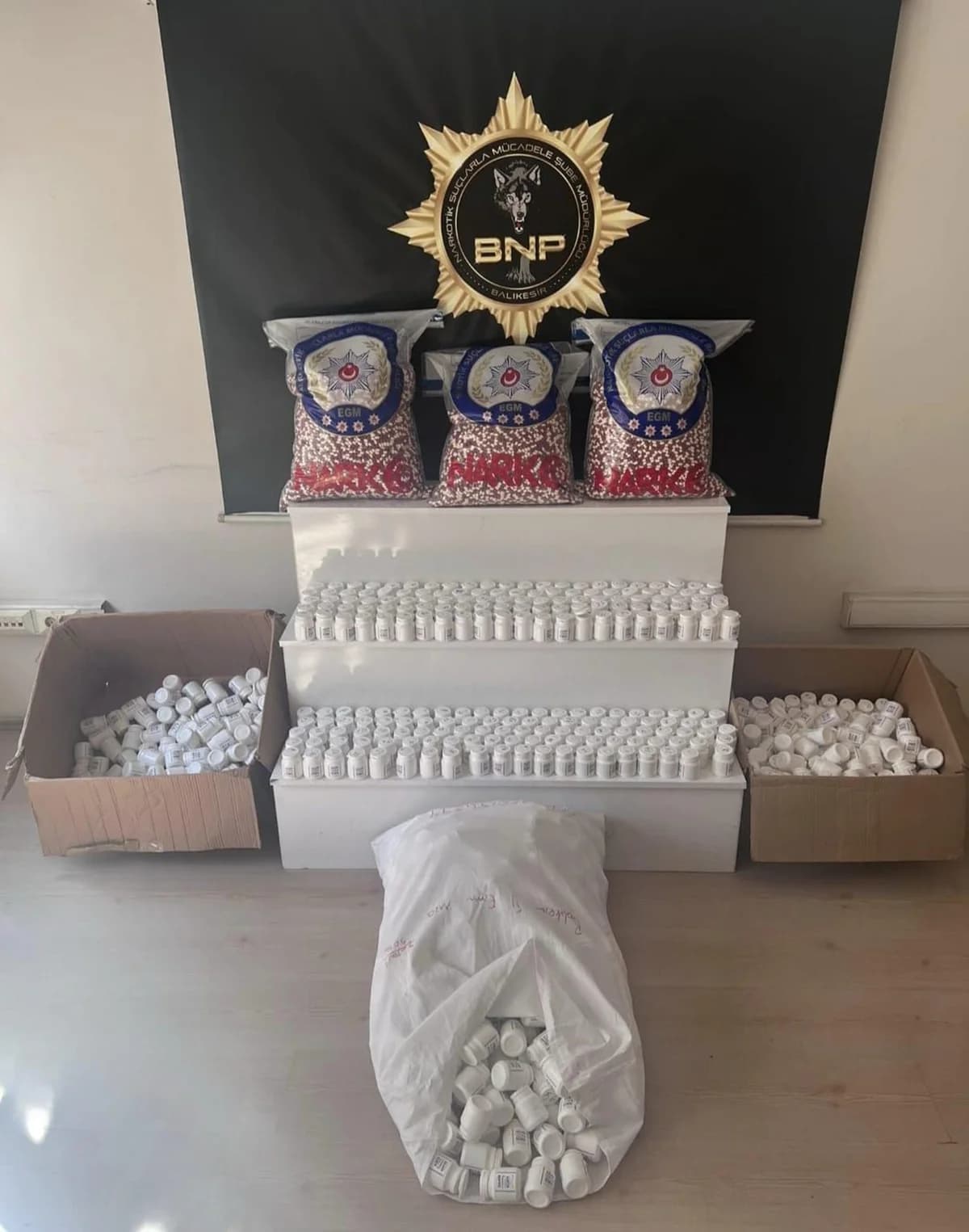 Balıkesir’de 52 Bin 959 Sentetik Hap Ele Geçirildi; İki Kişi Tutuklandı