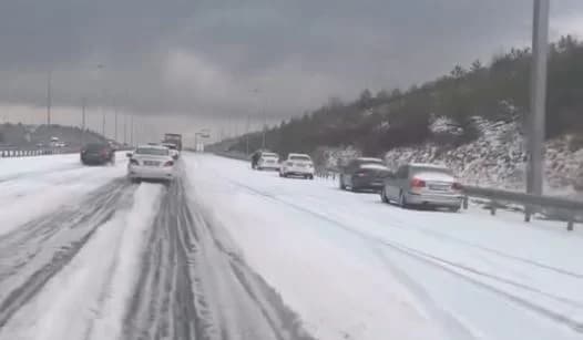 Ankara’da Sağanak ve Dolu Yağışı Hayatı Olumsuz Etkiledi