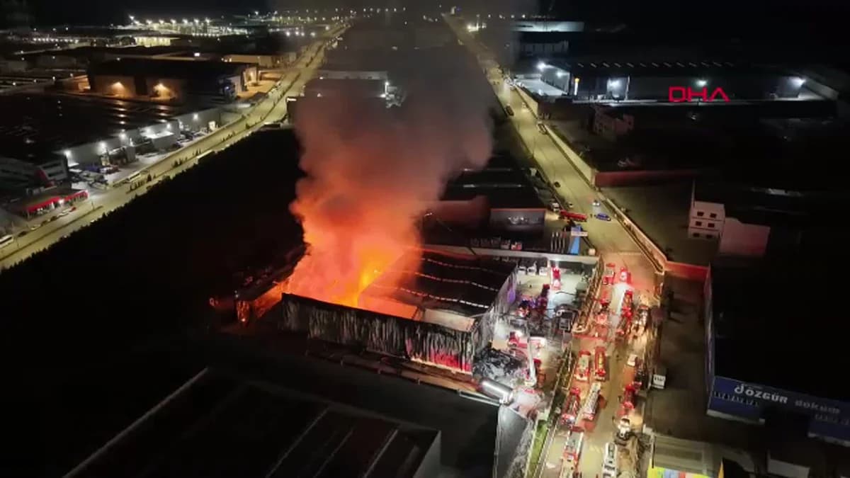 Ankara’da Medikal Fabrikada Yangın: 35 Kişi Güvenle Tahliye Edildi