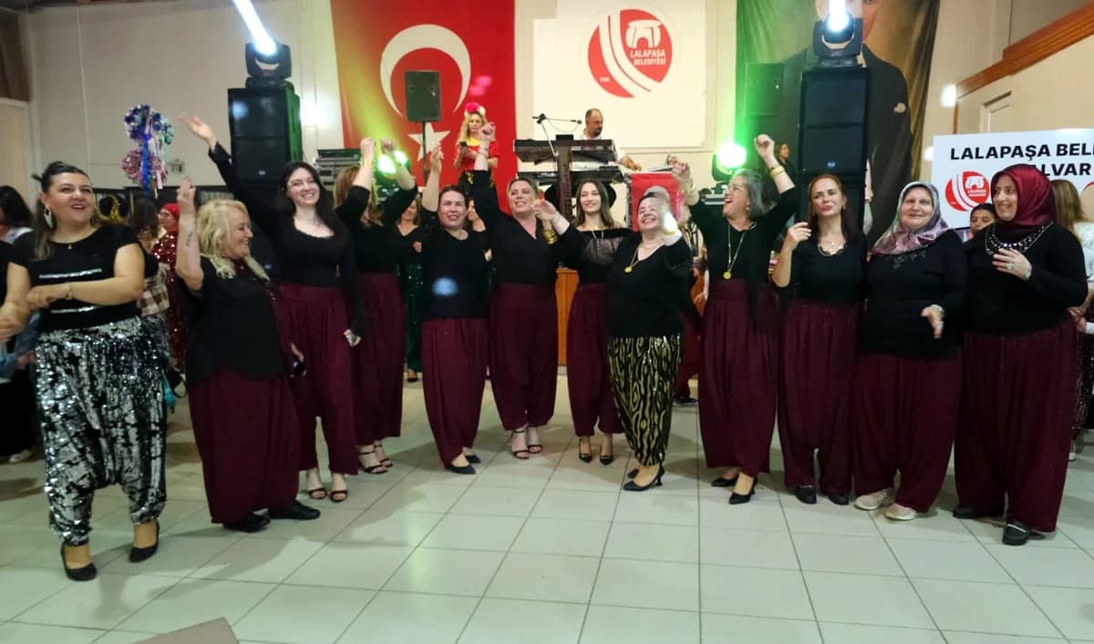 Edirne’de Şalvar Gecesi Coşkusu