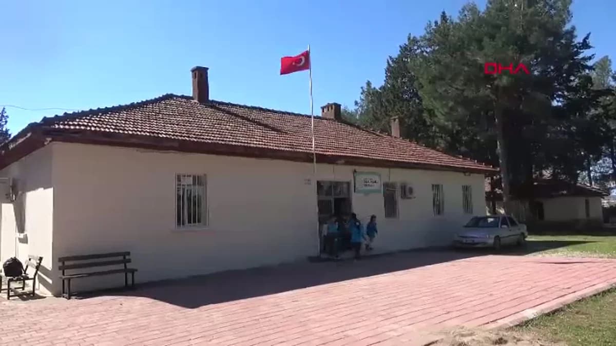 Antalya’da Üniversite Öğrencilerinden Anlamlı Sosyal Sorumluluk Projesi