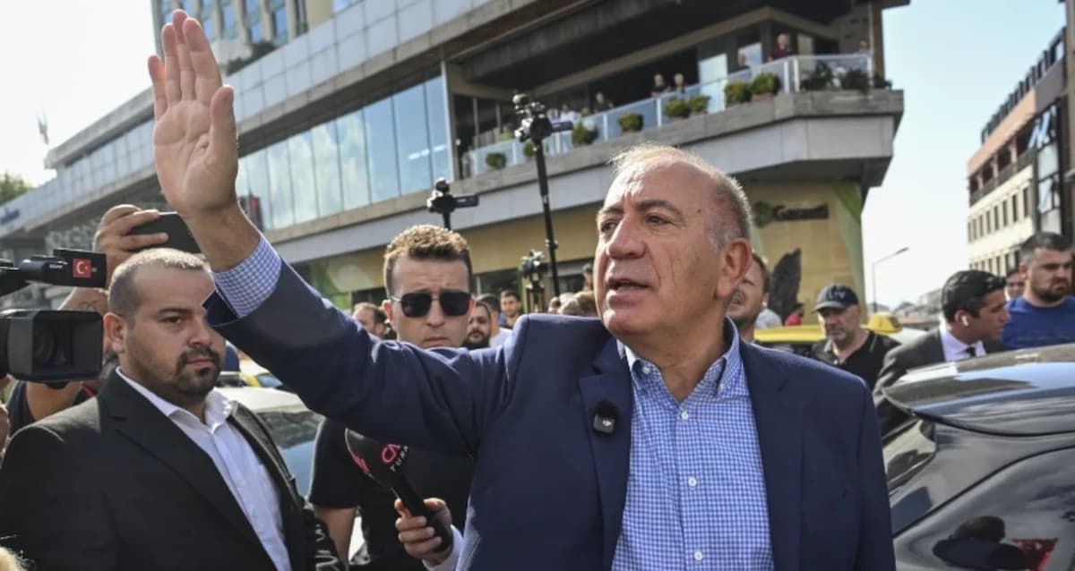 Gökhan Günaydın’dan Gürsel Tekin’in Kayyum Ataması Hakkında Açıklama