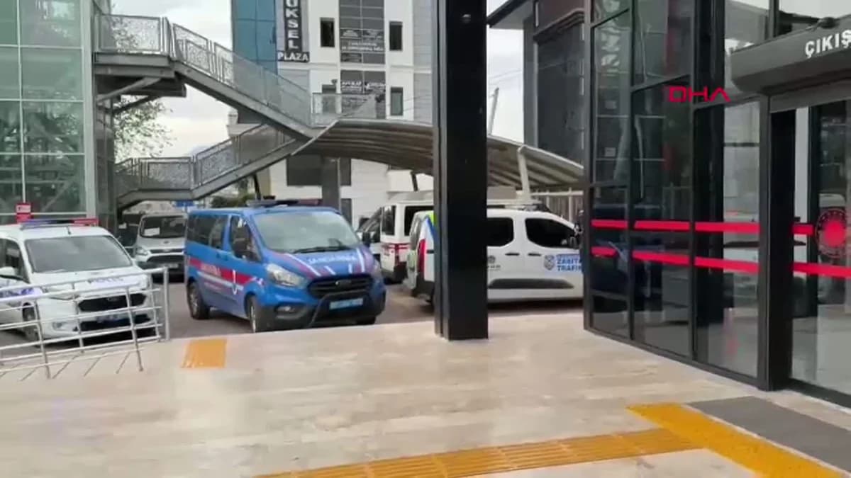 Antalya’da Cumhurbaşkanına Hakaret ve Halkı Tahrik Etme Suçlamasıyla Tutuklama