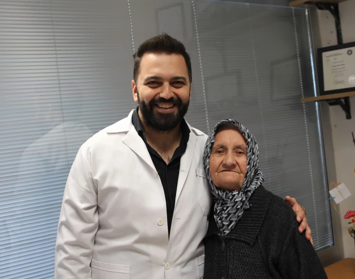 Erken Teşhis Hayat Kurtarıyor: Kadın, Karın Ağrısı ile Gittiği Hastanede Kanser Olduğunu Öğrendi