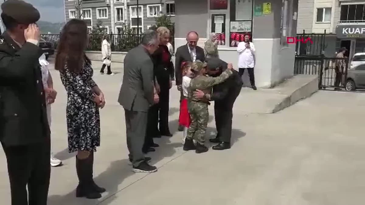 Mehmetçikten Minik Kalplere Sımsıcak Mektuplar: Samsun’da Duygu Dolu Anlar