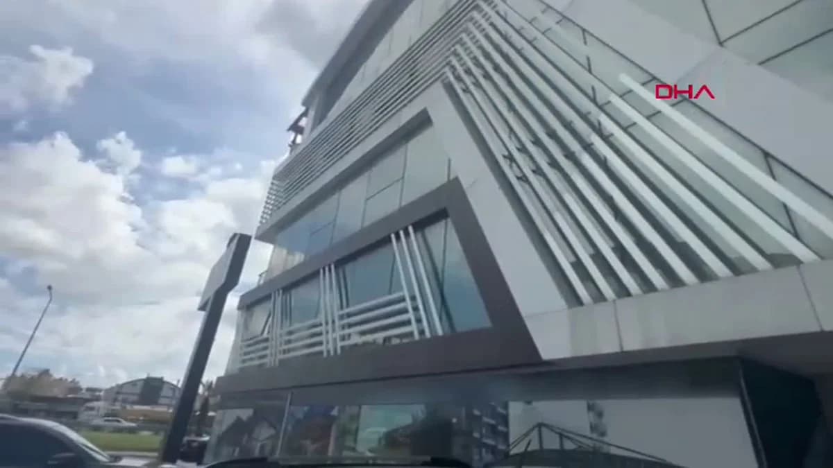 Antalya’da Dolandırıcılık Operasyonu: 16 Şüpheli Gözaltında
