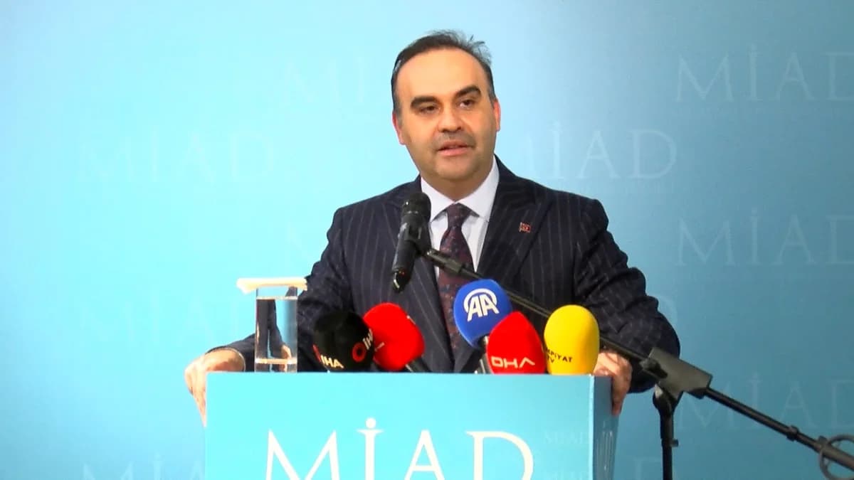 Bakan Kacır: Güçlü Olmadan Masada Etkili Olamazsınız