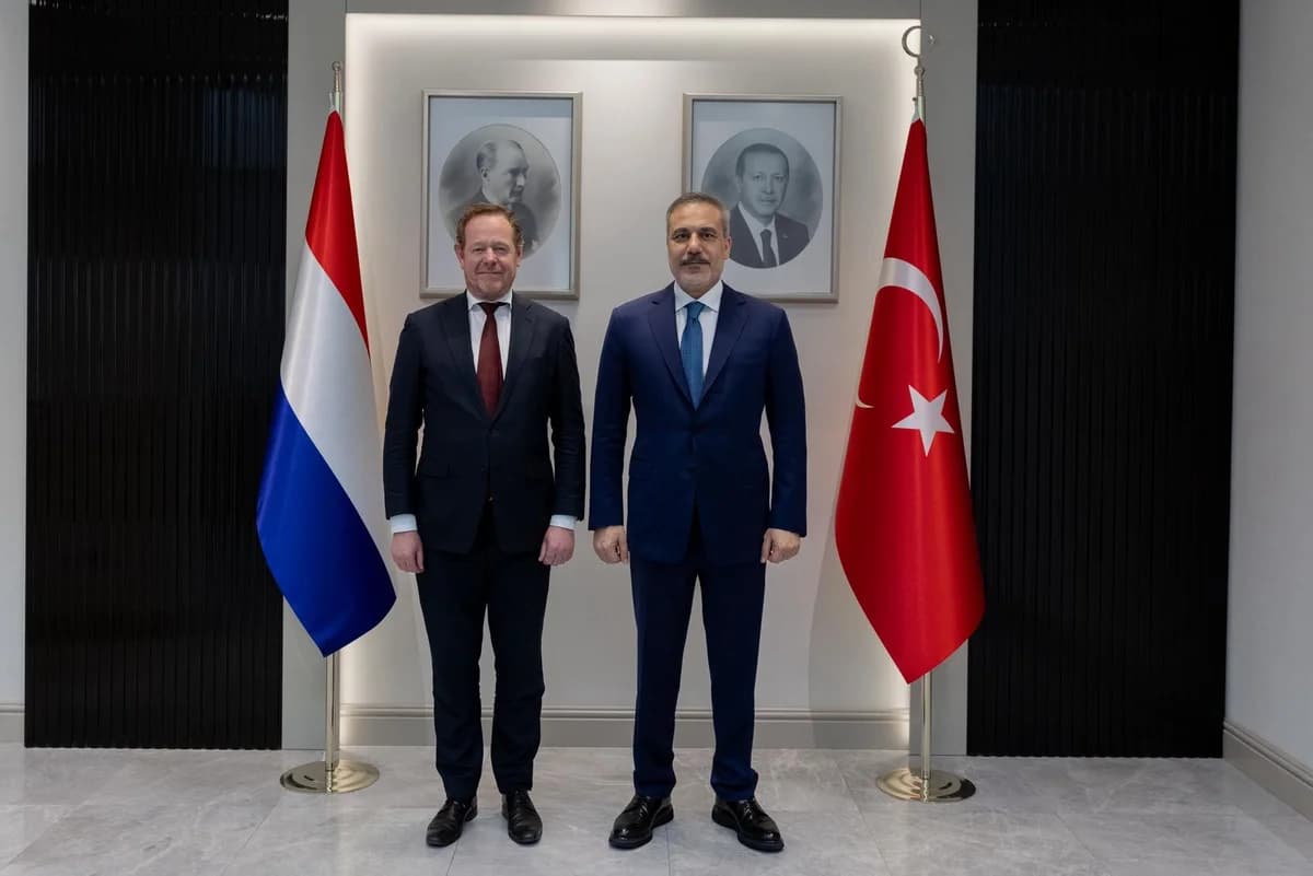 Bakan Fidan, Hollanda’nın Güvenlik Bakanı Van Weel ile Görüştü
