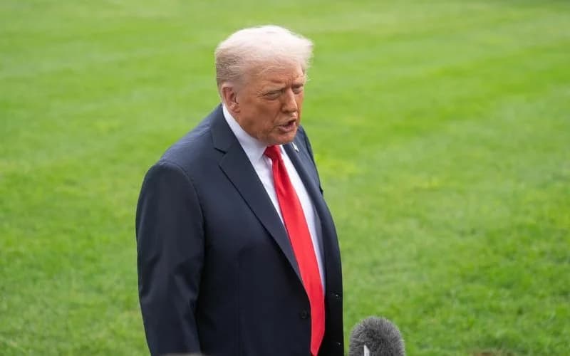 Trump: Hürmüz Boğazı’nın Açılması İçin Tehditler Sonuç Getirecek