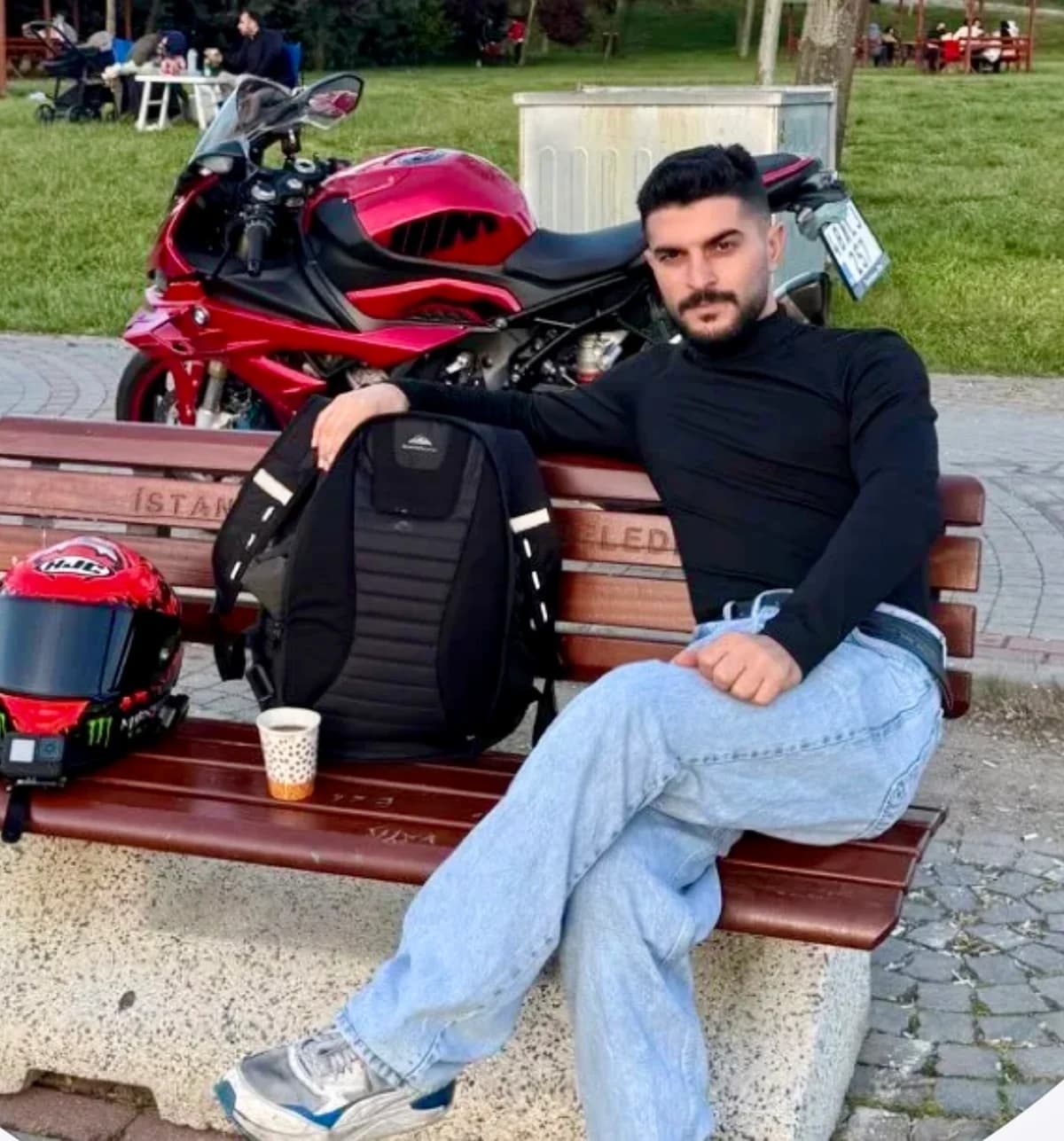 Avcılar’da Korkunç Kaza: Motosiklet Sürücüsü Bariyerlere Çarparak Can Verdi
