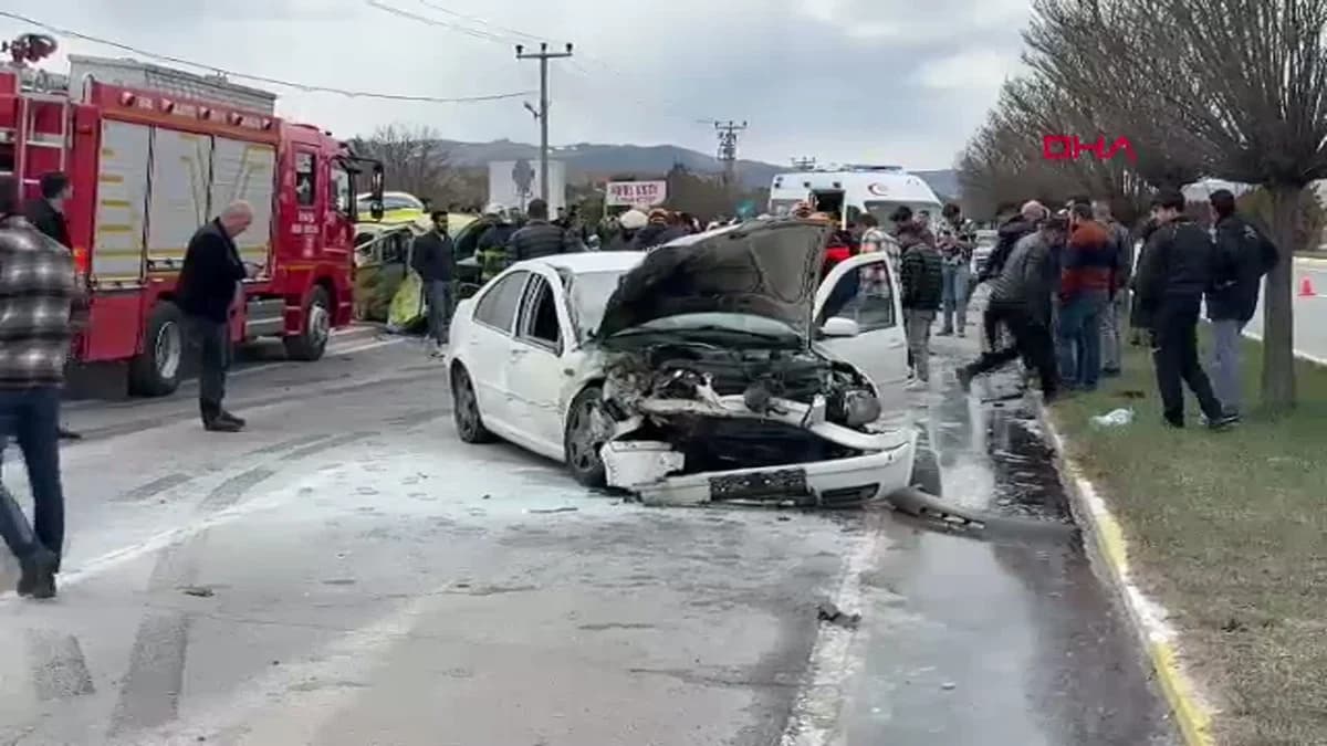 Sivas’ta Trafik Kazası: 4 Futbolcu Yaralandı