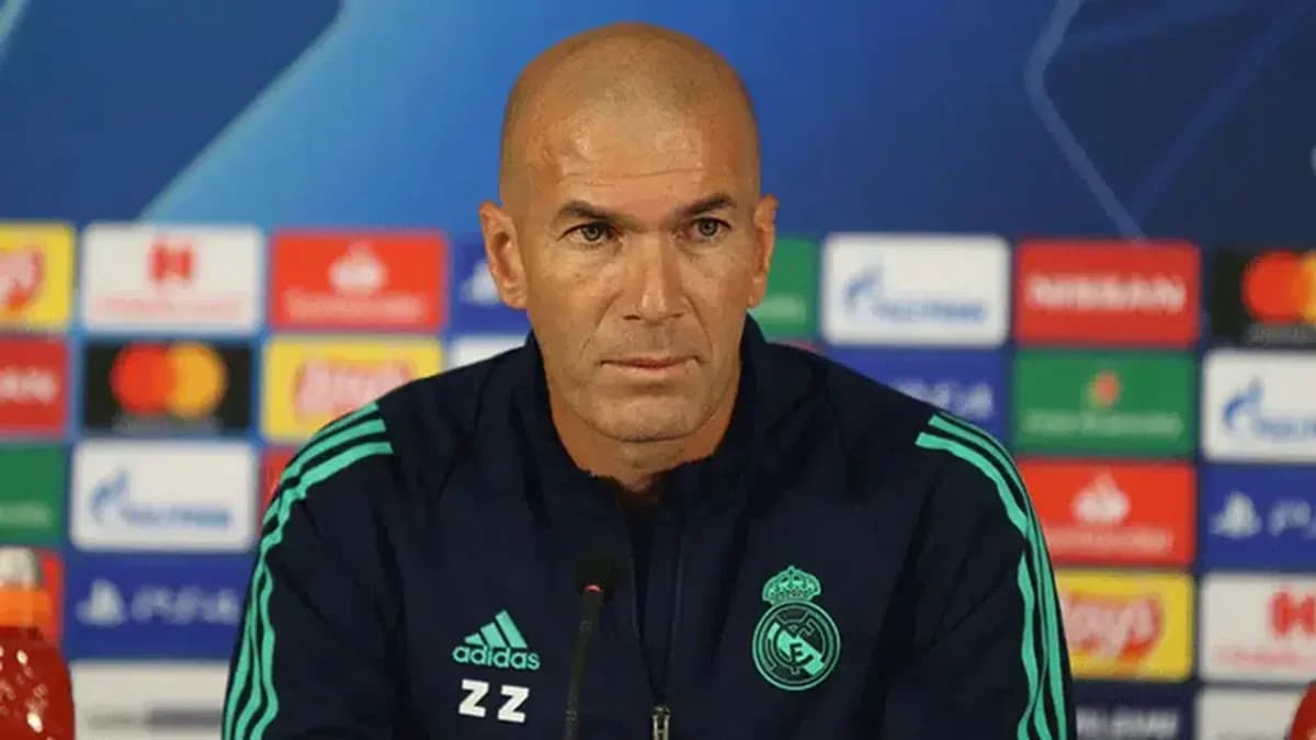 Beşiktaş’ın Yeni Teknik Direktörü Zinedine Zidane mı Oluyor