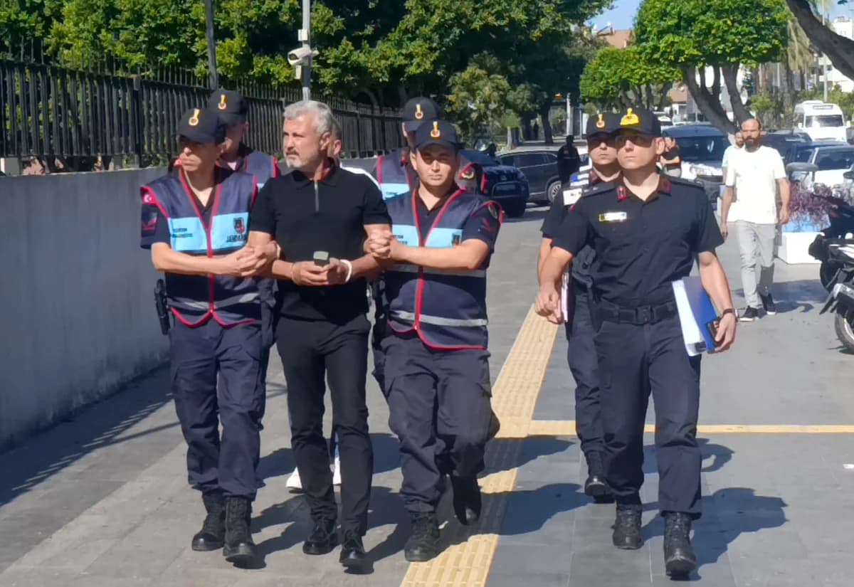 Eski Belediye Başkanı Şükrü Sözen’in Soruşturmasında 12 Tutuklama Gerçekleşti