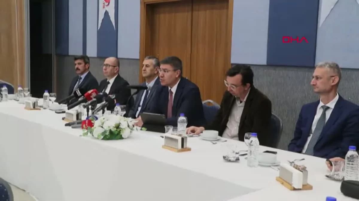 Burdur’da MAKÜ 20. Yılını Kutluyor