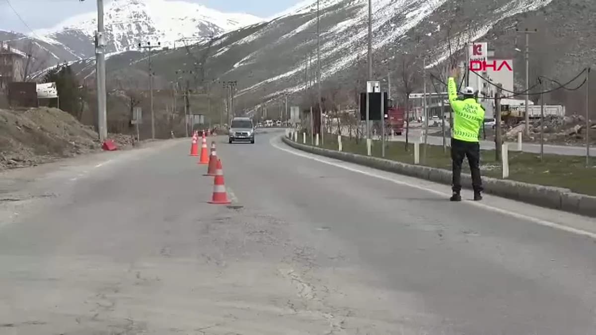Bitlis’te Bayram Öncesi Trafik Kontrolleri Yoğunlaşıyor