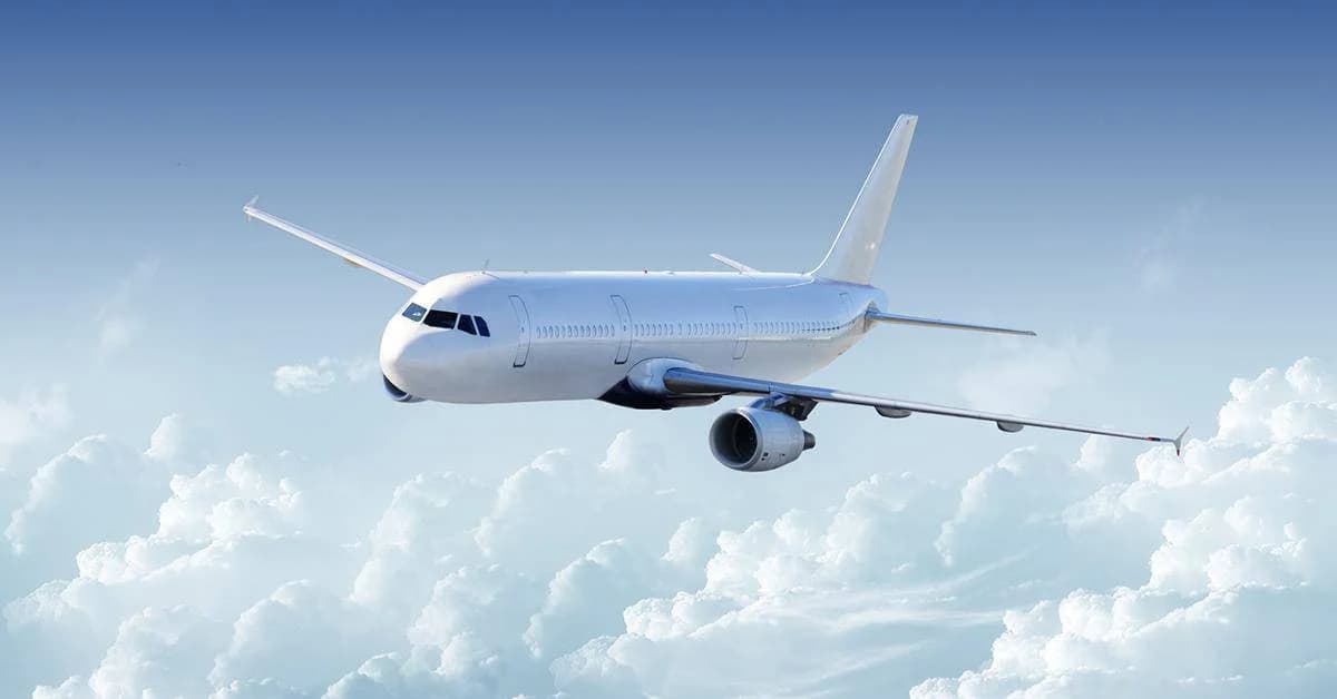 Avustralya’da Uçak Hangara Çarptı: Yangın ve Tahliye!