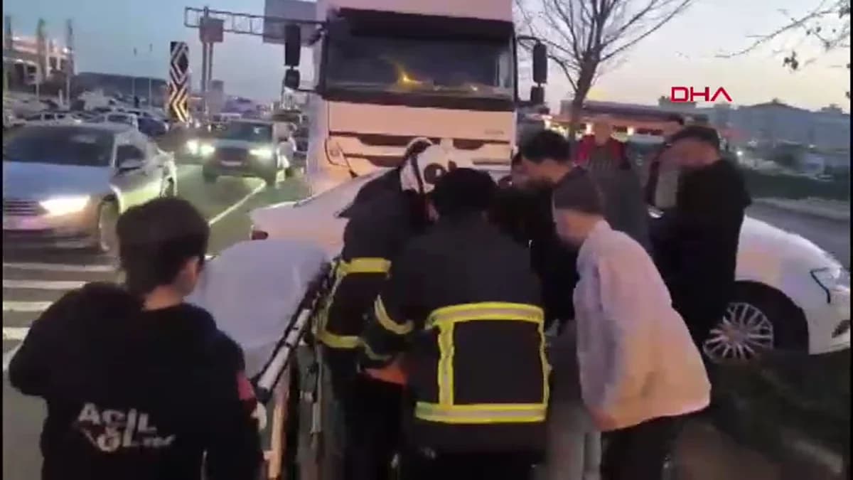 Mardin’de TIR ile Çarpışan Otomobilin Sürücüsü Yaralandı