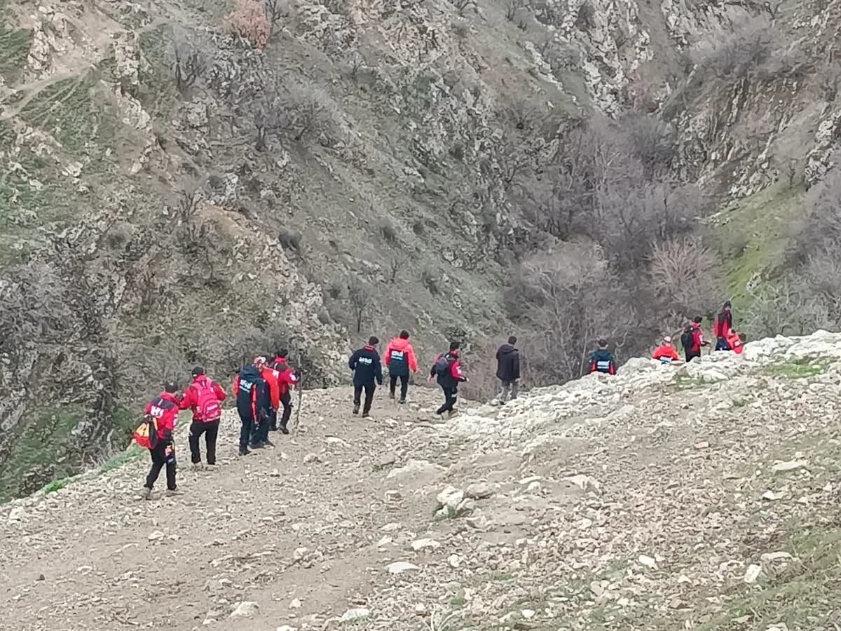 Bitlis’te Kaybolan 4 Yaşındaki Rabi için Yoğun Arama Faaliyeti Başlatıldı