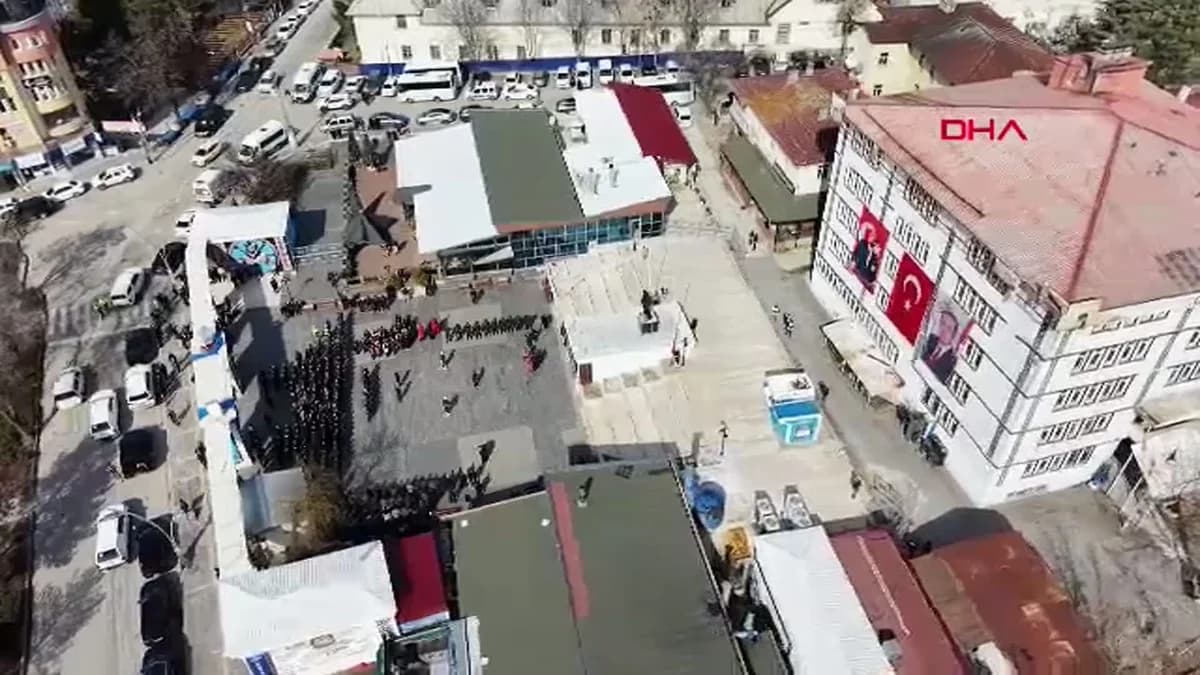 Tunceli’de 30 Yıl Sonra Canlı Bomba Eyleminin Yapıldığı İlk Alanı Hatırlatan Tören
