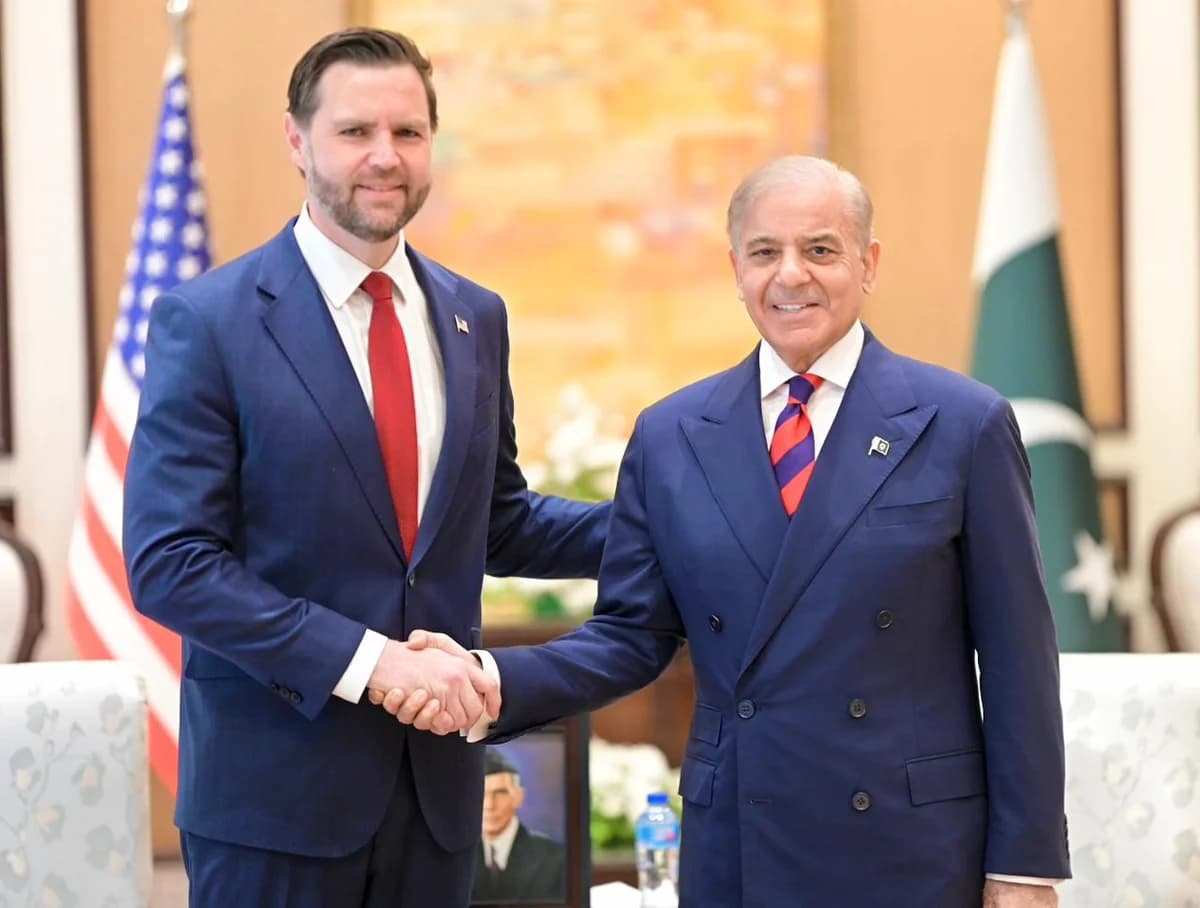 ABD Başkan Yardımcısı Vance, Pakistan Başbakanı Şerif ile İslamabad’da Bir Araya Geldi
