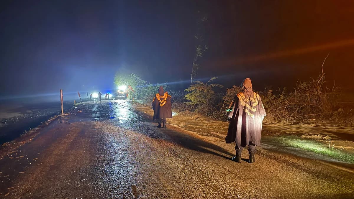 Tokat’ta Sağanak Ulaşıma Engel Oldu: Yollar Kapandı, Ekipler Seferber Oldu